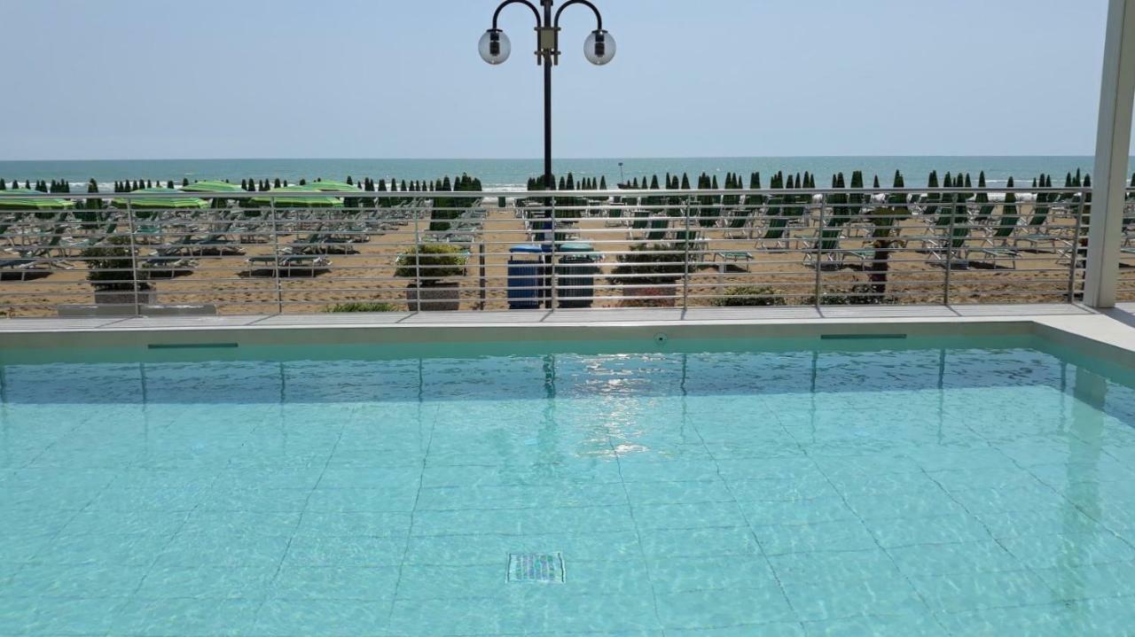Hotel Corallo 3*