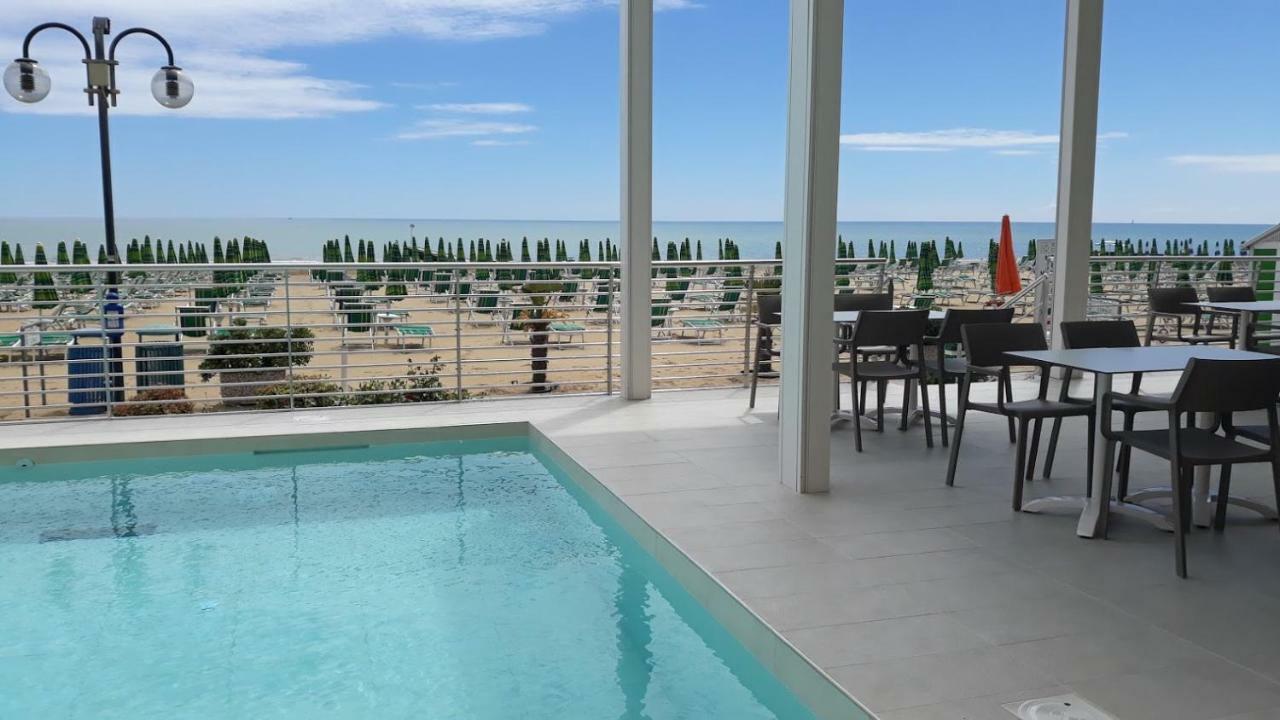 Hotel Corallo 3*